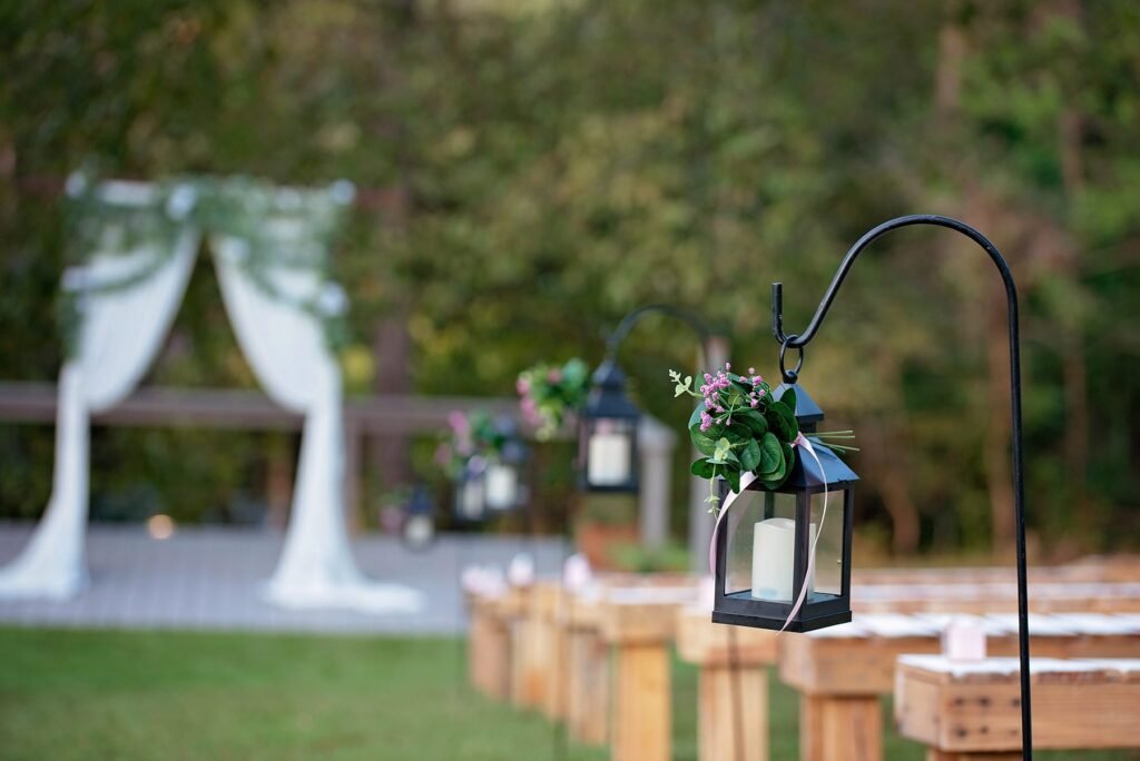 Real wedding at Grandpas Barn, Mountain Home AR