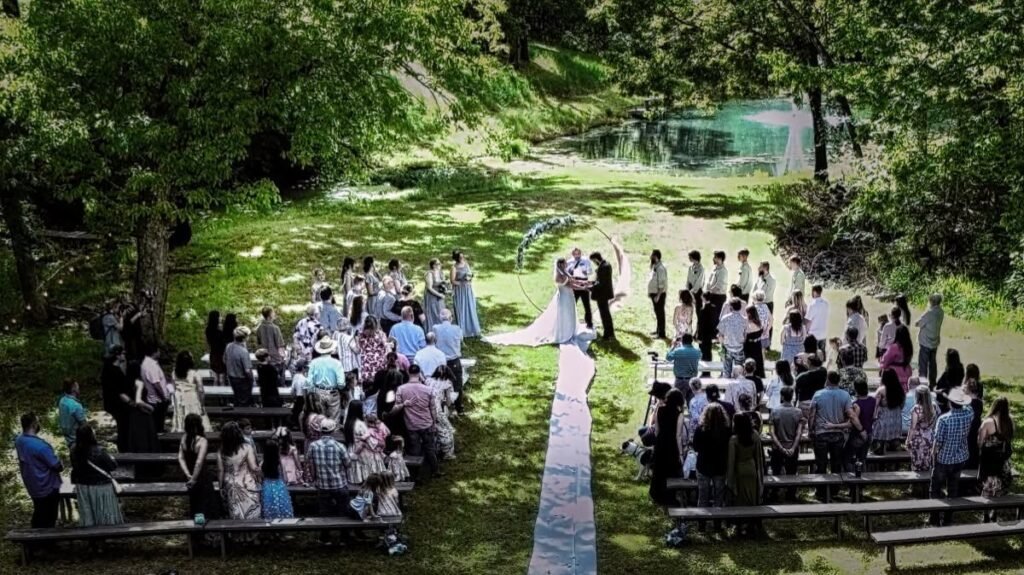Real wedding at Grandpas Barn, Mountain Home AR